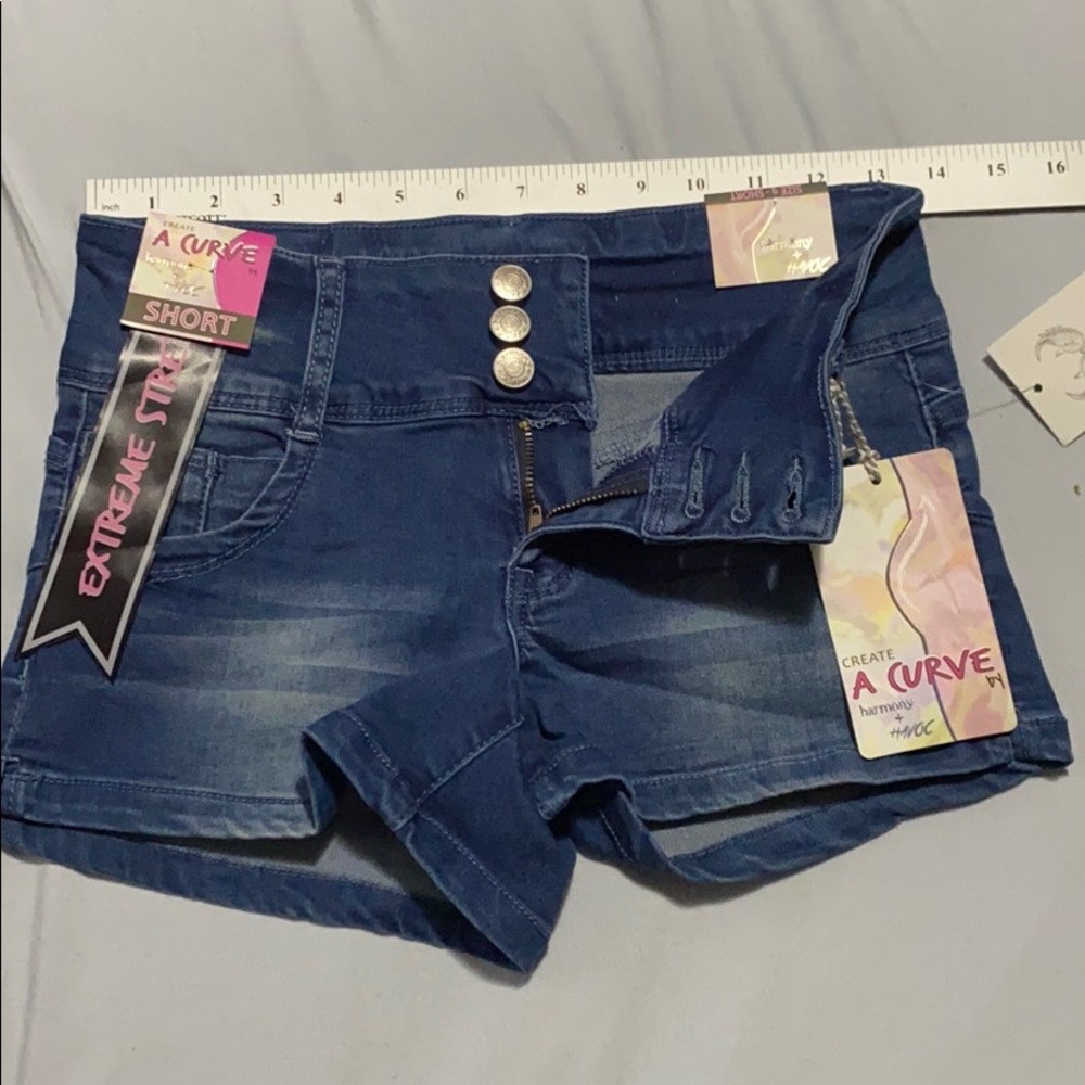 Harmony & Havoc shorts size 3 26” waist